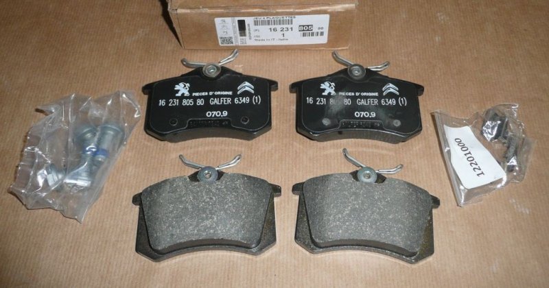 Plaquettes de frein Citroën C3 Picasso, Peugeot 207, Renault Clio 4 arrière Citroën C4, DS Automobiles DS3, Peugeot 208, Peugeot 308, Peugeot 3008, Renault Fluence, Renault Mégane III système de freinage Lucas/TRW  ,  1623180580