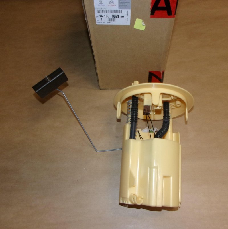 Pompe à carburant complète Citroën C5, Citroën C5 II  ,  1613302580