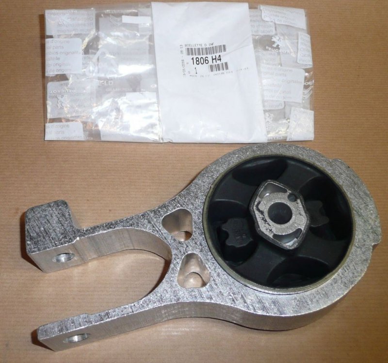 Support moteur Citroën C5 III, Peugeot 407 2.0 HDI, 1806.H4, 1806H4