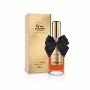 Bijoux Indiscrets LIGHT MY FIRE Wild Strawberry Warming Oil - Rozgrzewający olejek do masażu (truskawka)