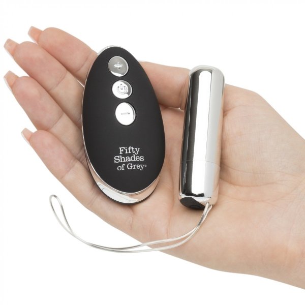 Fifty Shades of Grey - Remote Control Bullet Vibrations - wibrujące jajko (srebrne)