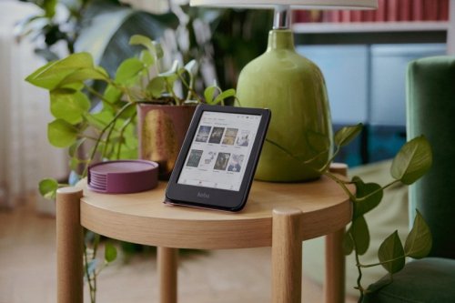 Ebook Kobo Clara Colour 6&quot; E-Ink Kaleido 3 16GB WI-FI Black