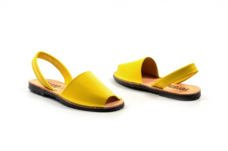 Sandały 36 skórzane VERANO 201 żółte klapki