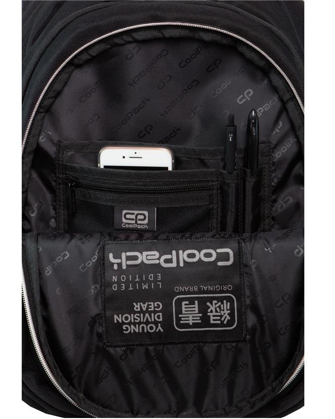 Czarny Plecak CoolPack Cp Młodzieżowy SILVER z Napisem Czarny Plecak CoolPack Cp Młodzieżowy SILVER z Napisem