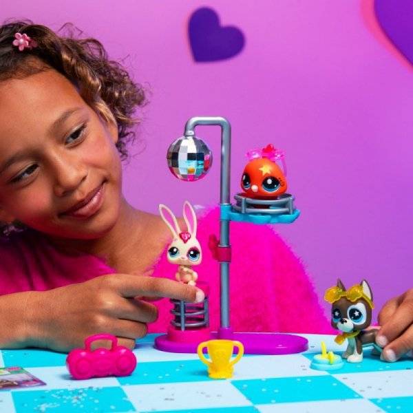 Tm Toys Zestaw figurek Littlest Pet Shop G7 S3 Disco z 3 figurkami
