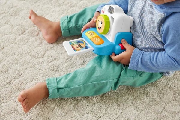 Fisher-Price Ucz się i śmiej! Wesoły aparat fotograficzny GMX41 p2 MATTEL