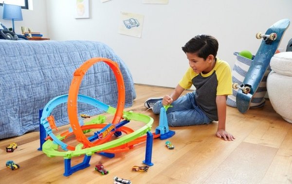 Hot Wheels Action Zestaw Zakręcone tornado Loop Cyclone Challenge HTK16 MATTEL