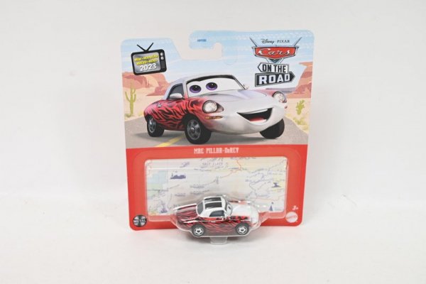 MATTEL CARS autko Mae Pillar-DoRey HKY50