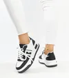 Czarno-białe sneakersy na grubej podeszwie Galit