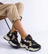 Czarne sneakersy ze złotymi wstawkami Candra