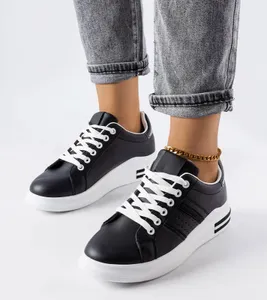 Czarne sneakersy na platformie Lanoie