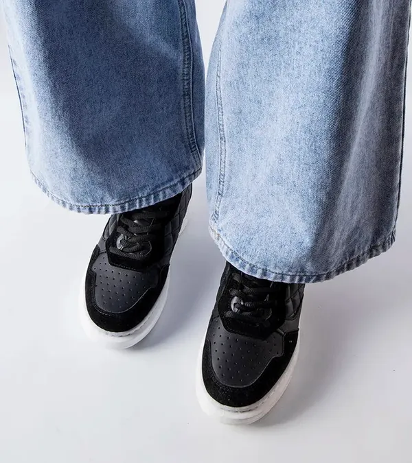 Czarne sneakersy damskie Latoya