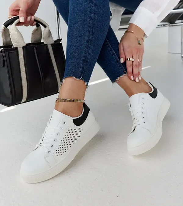 Białe trampki damskie ażurowe sneakersy Semhar