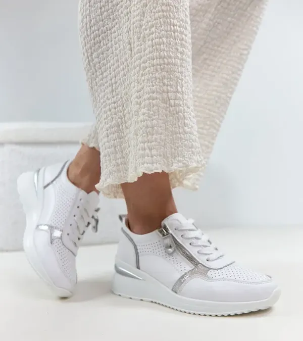 Białe Skórzane Sneakersy Na Krytej Koturnie Cambell