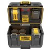 Walizka ToughSystem z ładowrką Dewalt DWST83471-QW