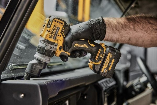 Wkrętarka Dewalt DCD703L2T 12V 2x 3Ah 57Nm z systemem wymiennych głowic 