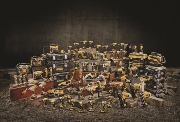 Laser 3-wiązkowy czerwony samopoziomujący 360° DeWalt DCE089D1R