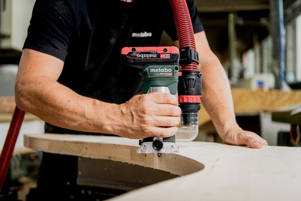Frezarka do krawędzi Metabo FMV 18 LTX BL 8 Metabox 145 L 601742840