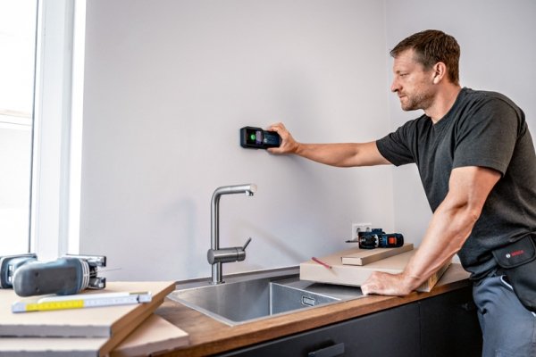 Detektor wykrywacz Bosch Professional GMS 120-27