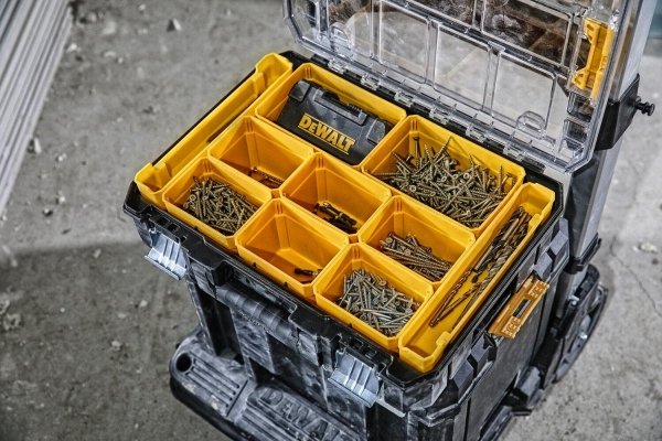 Wodoszczelny organizer DeWalt DWST82968-1 TSTAK 2.0