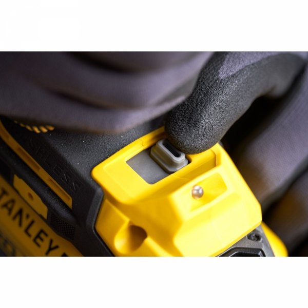 Klucz udarowy Stanley FATMAX SFMCF940B 949Nm 18V v20 