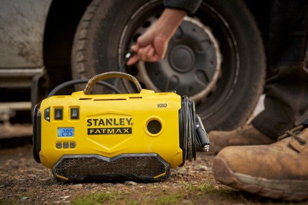 Kompresor Stanley FATMAX SFMCE520B 18V v20 11 bar z trzema źródłami zasilania
