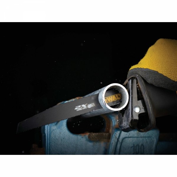 Zestaw 8 brzeszczotów do drewna i metalu DeWALT DT2443L