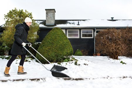 Pług do śniegu Fiskars SnowXpert 1003470