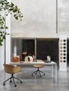 Muuto FIBER ARMCHAIR SWIVEL BASE Krzesło Obrotowe na Kółkach Białe / Siedzisko Tapicerowane Zielone Tkanina Canvas 974