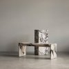 Audo PLINTH Stolik Kawowy z Piaskowca 100 cm / Piaskowiec Sand Kunis Breccia