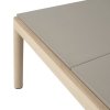 Muuto COUPLE Stolik Kawowy z Ceramicznym Blatem 84x40 cm / Ciemny Dąb - Blat Wavy Piaskowy Sand