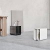 Kristina dam studio CURVED Stalowy Stolik Pomocniczy - Boczny / Beżowy