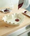 Emile Henry URBAN COLORS Ceramiczna Forma do Ciasta Serce - Kremowa