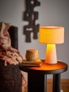 Biała lampa z tkaniny bouclé – Emmie, idealna na stolik nocny