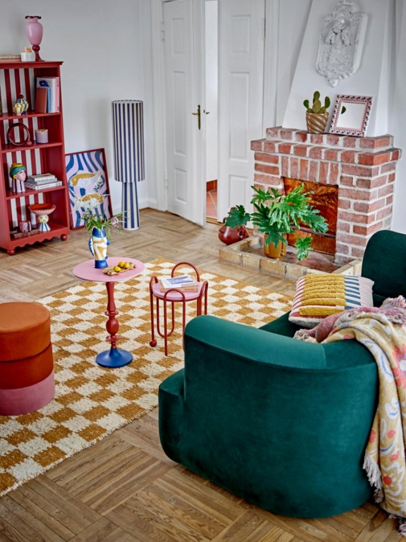 Wazon dekoracyjny Bloomingville Frills – szkło dmuchane ręcznie