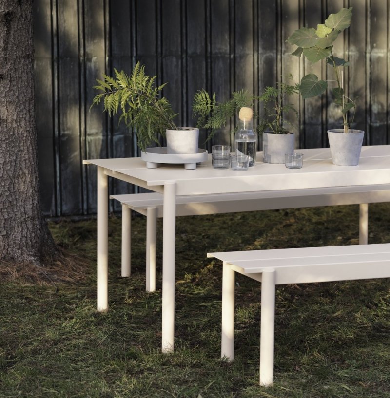 Muuto LINEAR Ławka Ogrodowa / Stalowa 170 cm Biała