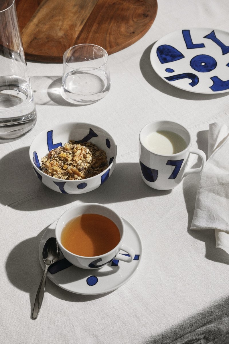 Alessi ITSUMO YUNOKI Filiżanka ze Spodkiem do Herbaty 240 ml / Biała Zdobiona