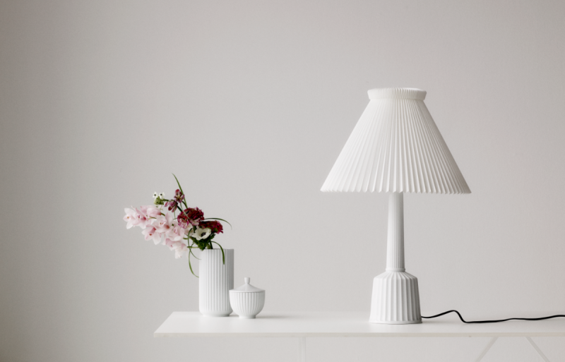Lyngby LE KLINT Lampa Stołowa Porcelanowa 60 cm Biała