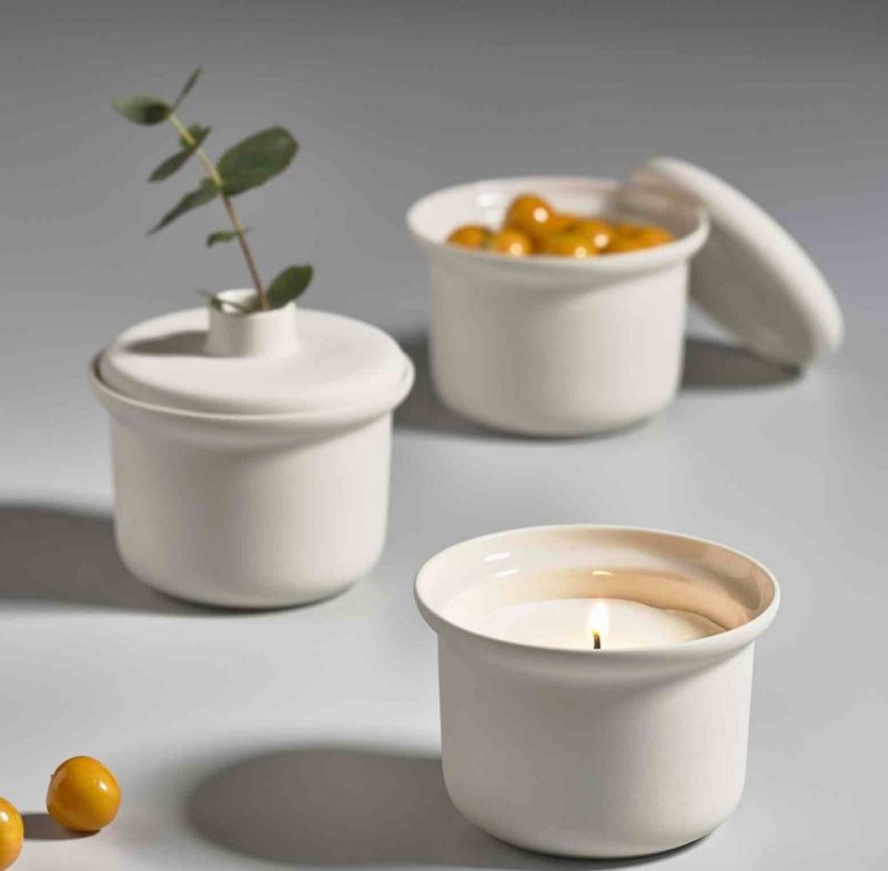 ZONE Denmark INU SPA Świeca Zapachowa w Ceramicznym Pojemniku - Fresh Spirit