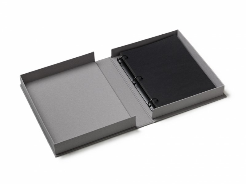 Album z tkaninową oprawą i złotym tłoczeniem