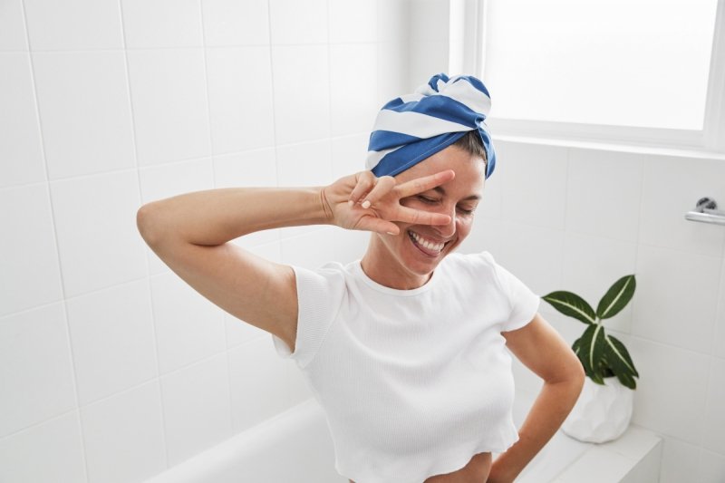 Dock &amp; Bay SOFT Szybkoschnący Turban do Suszenia Włosów / Whitsunday Blue