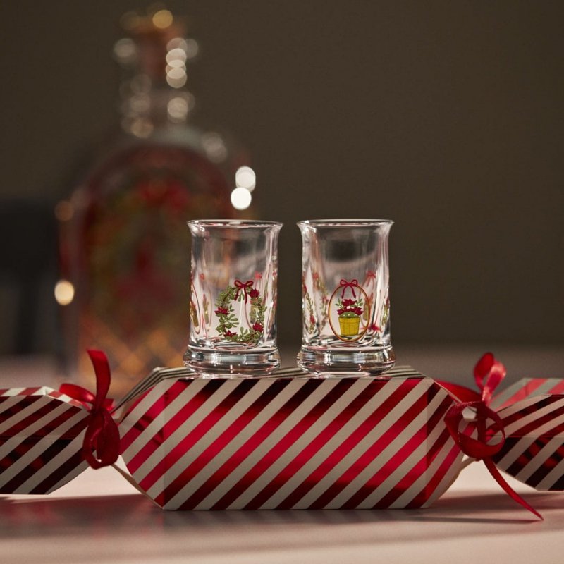 Kieliszki Holmegaard Christmas 2025 z dekoracją świąteczną