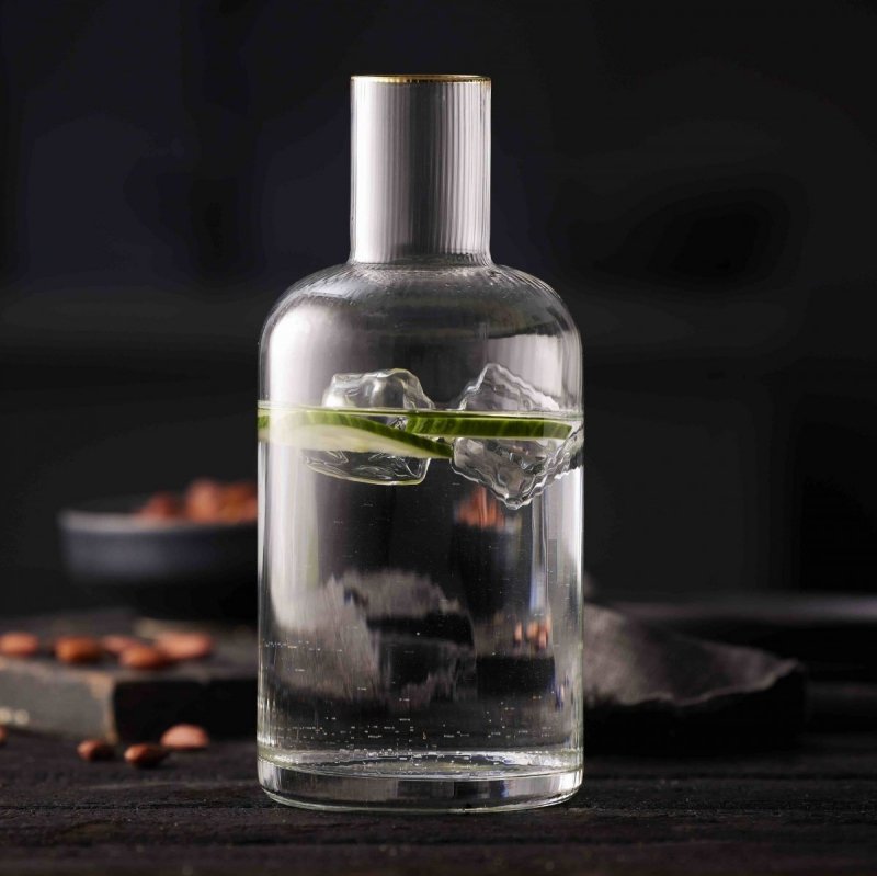 Lyngby Glass PALERMO Karafka do Wody 1,5 l Złota