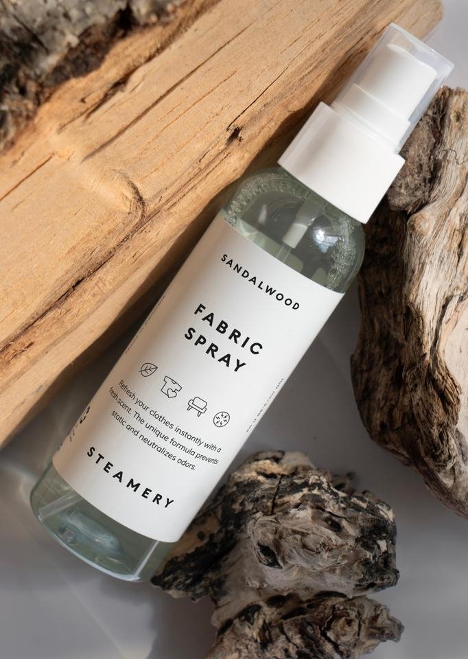 Spray do tkanin Steamery Sandalwood widok produktu