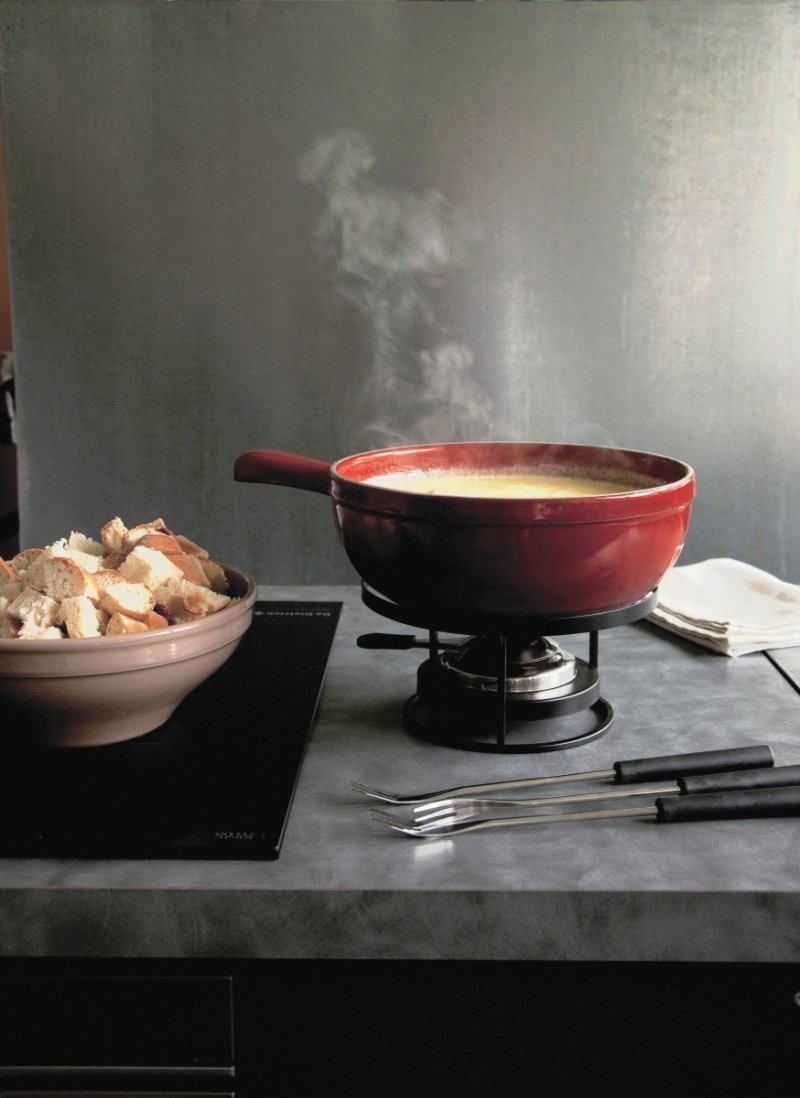 Emile Henry KITCHEN Ceramiczny Zestaw do Fondue / Czerwony