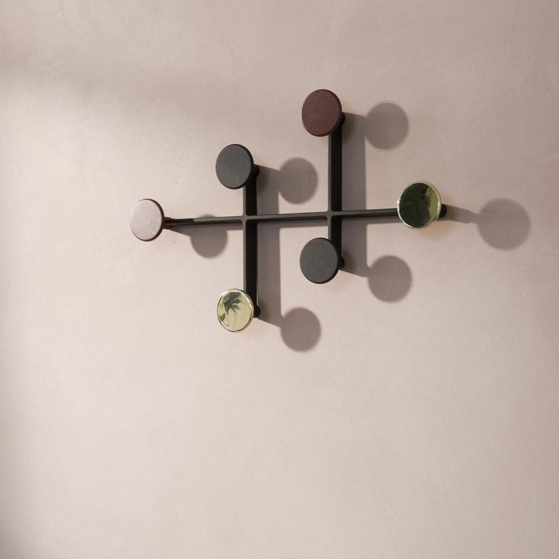 Audo AFTEROOM Wieszak Ścienny na Ubrania / Czarny z Elementami Mosiądzu