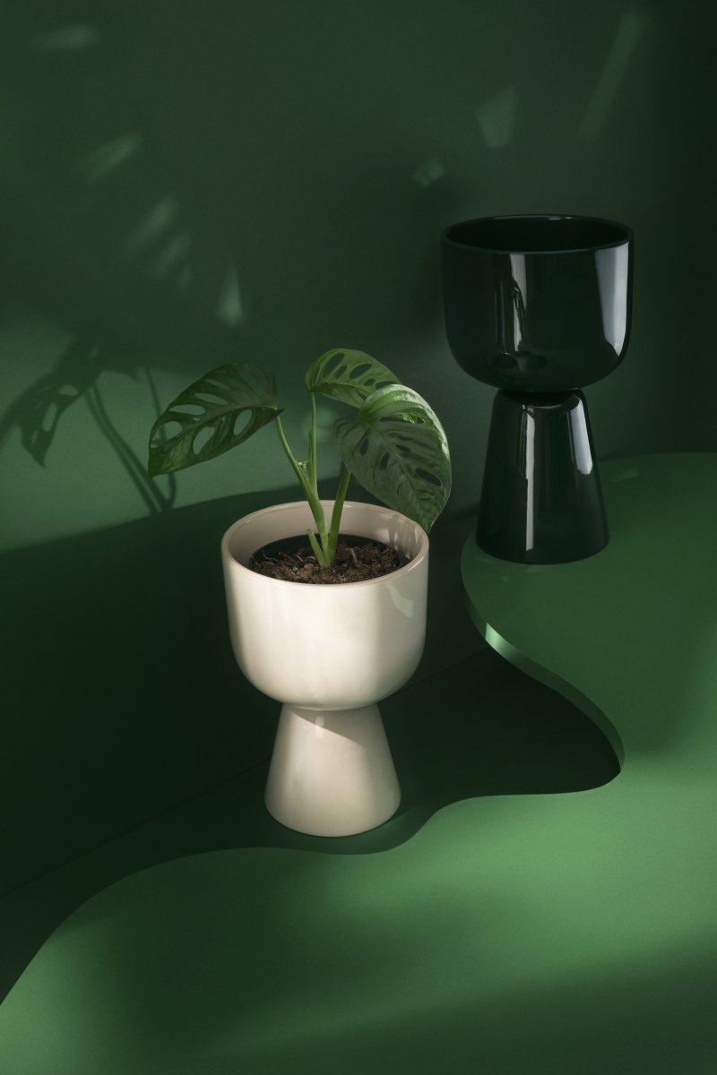 Iittala NAPPULA Osłonka - Doniczka do Kwiatów 15,5 cm - Wysoka / Ciemnozielona