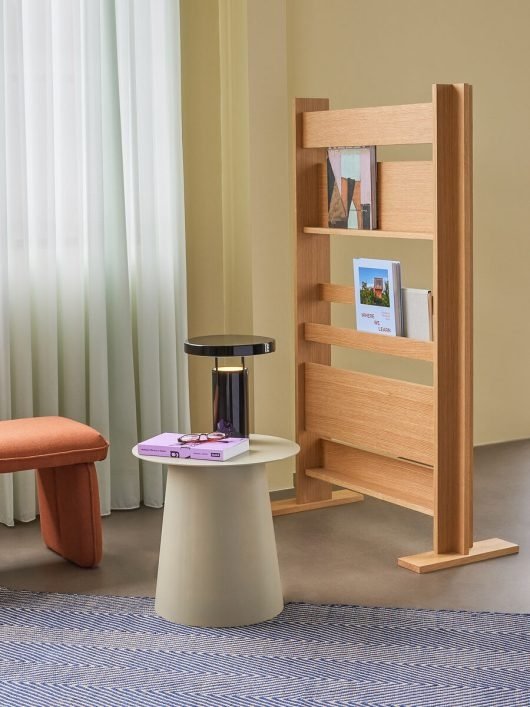 Hübsch PILLAR Okrągły Stolik Boczny 45 cm / Beżowy