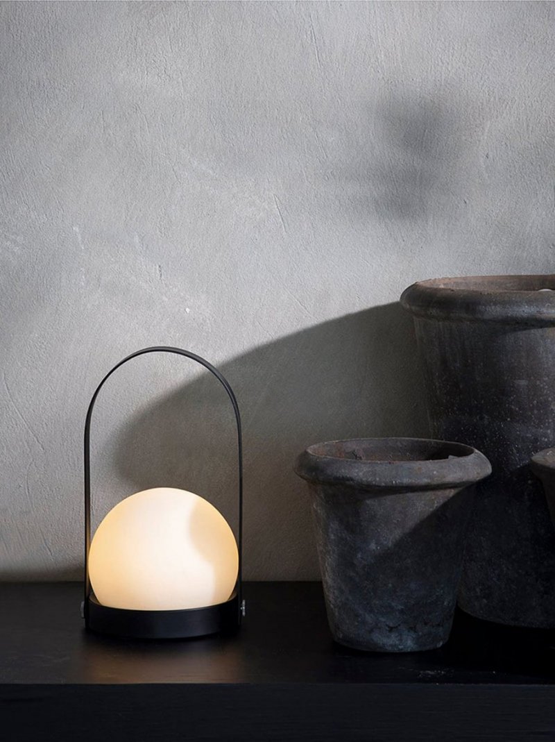 Audo CARRIE Lampa Bezprzewodowa LED / Czarna / OUTLET