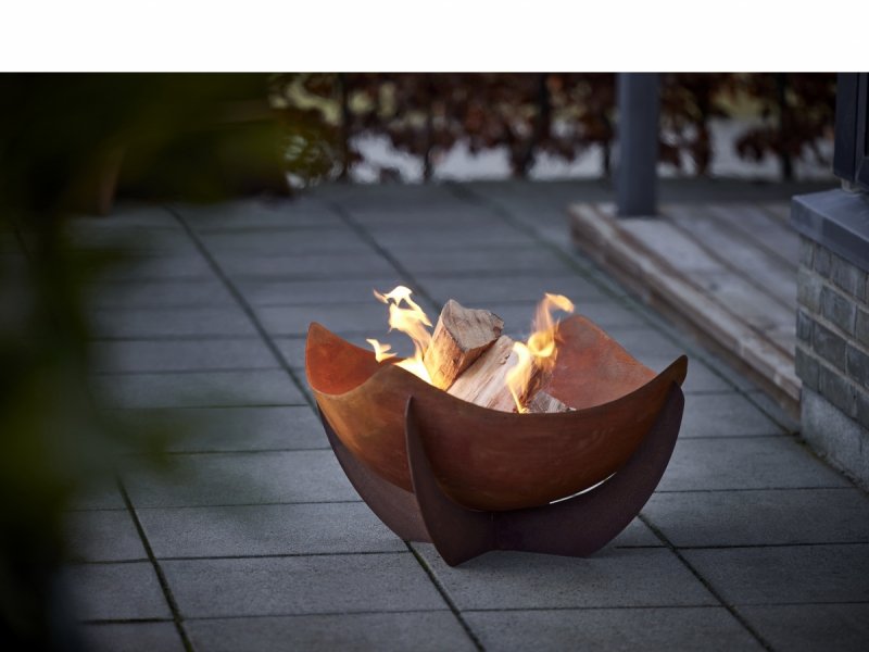 Scandinavia Home OUTDOOR Żeliwne Palenisko Ogrodowe / Rdzawe Wykończenie